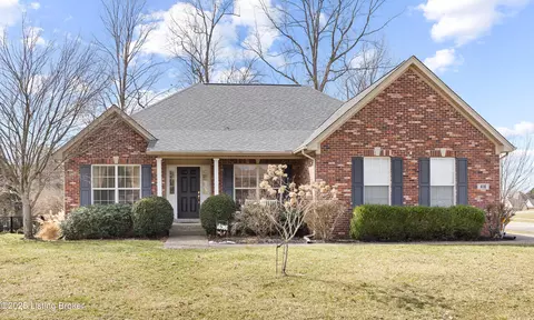 416 Davenport Dr, Louisville, KY 40245