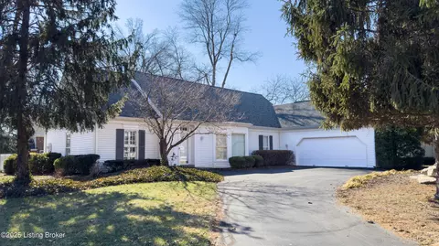 8310 Salford Way, Louisville, KY 40222