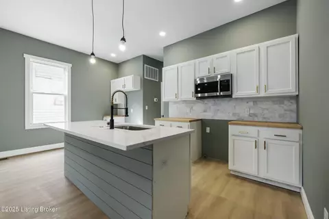 2724 S Fifth St, Louisville, KY 40208