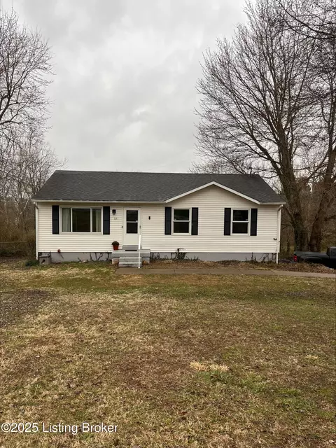 521 Rose Creek Dr, Radcliff, KY 40160