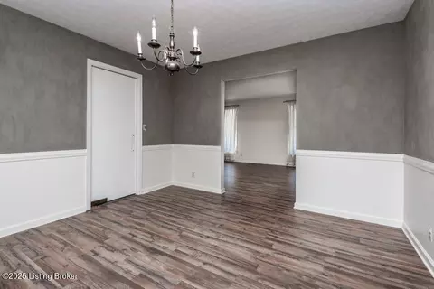 Dining - 9007 Henry Clay Dr, Louisville, KY 40242 photo 1 of 2