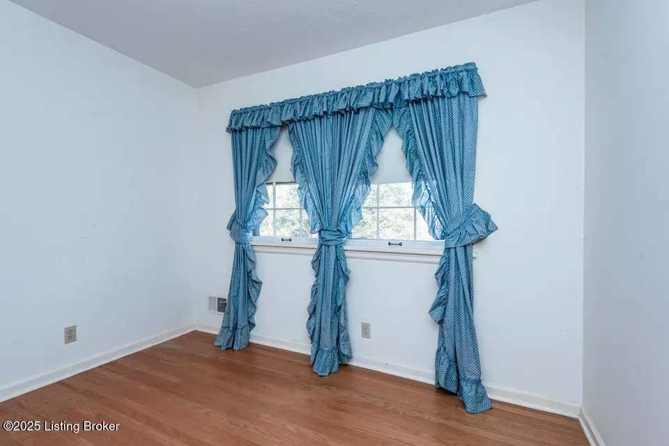 Other - 9007 Henry Clay Dr, Louisville, KY 40242 photo 2 of 4