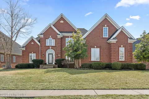 15208 Chestnut Ridge Cir, Louisville, KY 40245