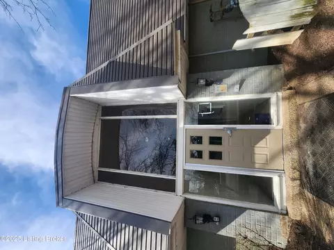 408 La Fontenay Ct #408, Louisville, KY 40223