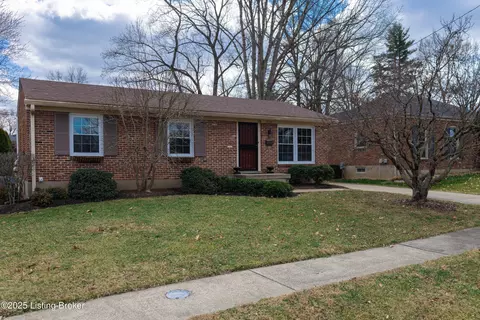 3036 Casswood Dr, Louisville, KY 40220