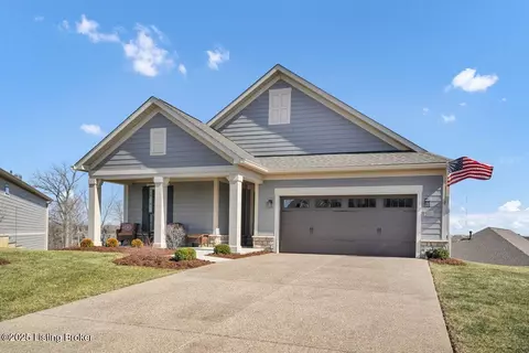 2000 Dressage Cir, Louisville, KY 40245