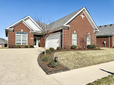 6614 Villa Springs Dr, Louisville, KY 40291