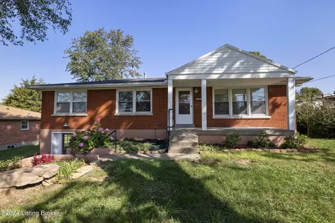 11504 Deering Rd, Louisville, KY 40272