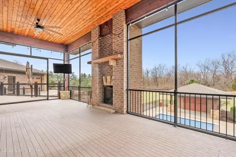 Exterior - 9306 Deepa Dr, Prospect, KY 40059 photo 6 of 24