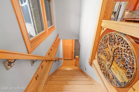 Entry Way - 9306 Deepa Dr, Prospect, KY 40059 photo 4 of 4