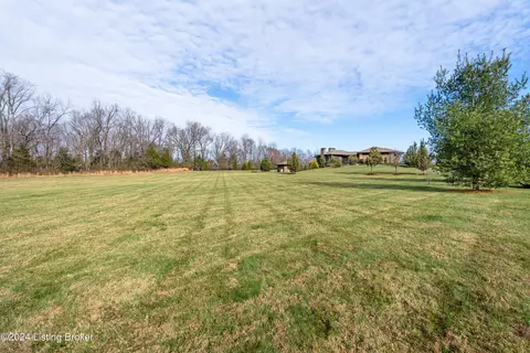 Exterior - 9306 Deepa Dr, Prospect, KY 40059 photo 21 of 24