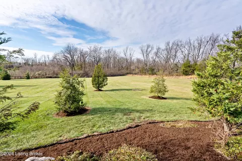 Exterior - 9306 Deepa Dr, Prospect, KY 40059 photo 22 of 24
