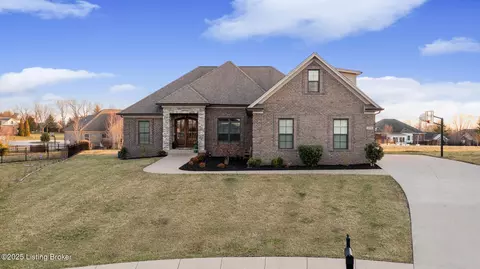 1074 Morning Glory Ln, Shelbyville, KY 40065