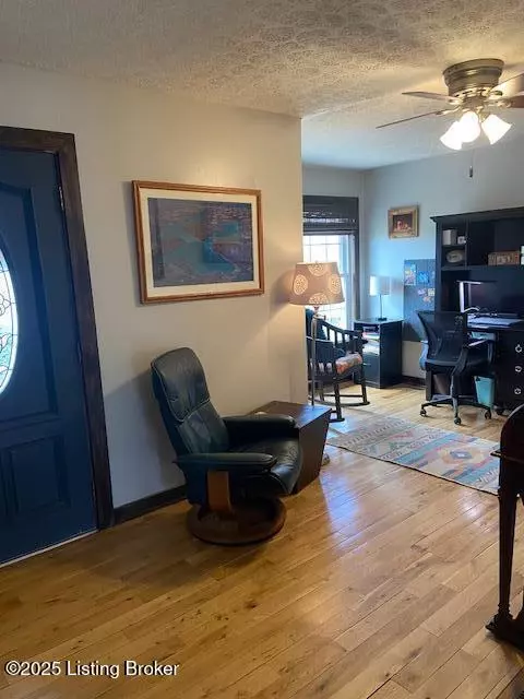 Entry Way - 7657 Loretto Rd, Loretto, KY 40037 photo 1 of 1