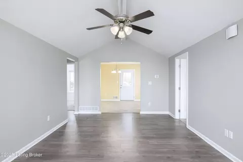 Living - 161 Eathan Ct, Mount Washington, KY 40047 photo 2 of 4