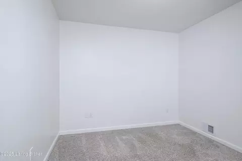Bedroom - 161 Eathan Ct, Mount Washington, KY 40047 photo 6 of 7
