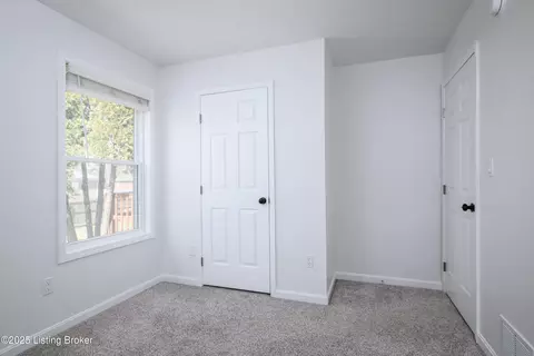Bedroom - 161 Eathan Ct, Mount Washington, KY 40047 photo 7 of 7