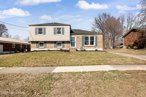 9207 Lethborough Dr, Jeffersontown, KY 40299