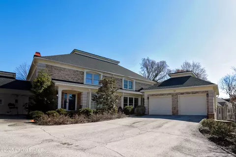 1209 Wellington Pl, Louisville, KY 40207