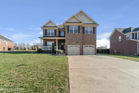 316 S Autumn Ridge Dr, Mount Washington, KY 40047