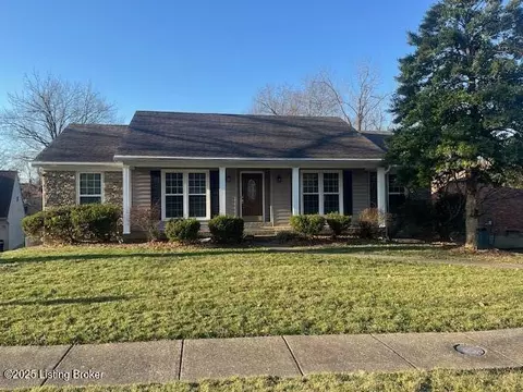 9114 Willowwood Way, Louisville, KY 40299
