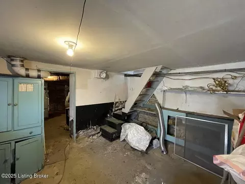 918 E Second St, Madison, IN 47250 photo 33
