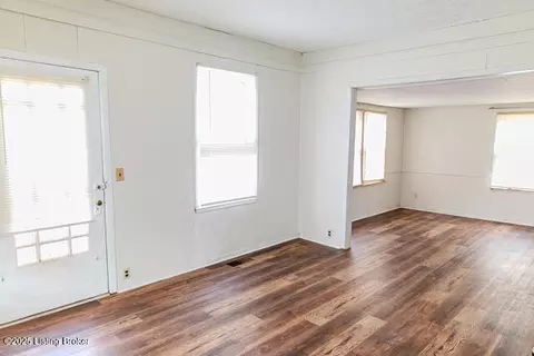 918 E Second St, Madison, IN 47250 photo 3
