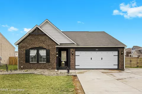 8500 Splendid Pt, Louisville, KY 40229