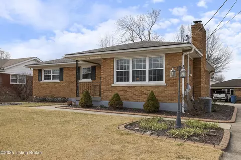 8114 Cedar Brook Dr, Louisville, KY 40219