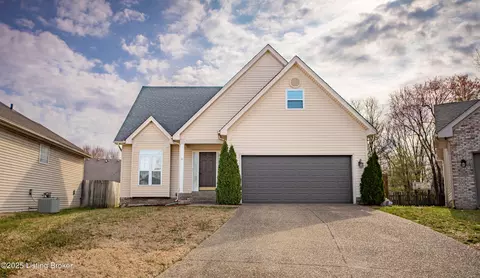 5504 Sullivan Way, Louisville, KY 40229