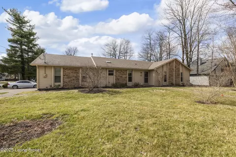 732 Old Harrods Creek Rd, Louisville, KY 40223