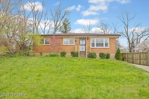 7801 Mary Sue Dr, Louisville, KY 40291