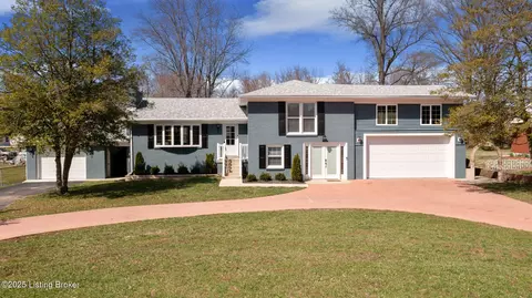 Exterior - 7704 River Rd, Prospect, KY 40059 photo 5 of 15