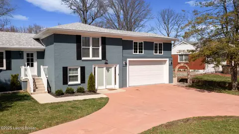 Exterior - 7704 River Rd, Prospect, KY 40059 photo 4 of 15