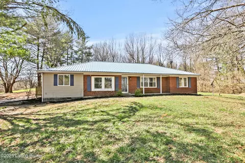 1861 Old Frankfort Rd, Lawrenceburg, KY 40342