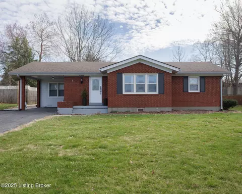 1585 Greenland Park Cir, Shelbyville, KY 40065