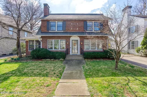 2228 Village Dr, Louisville, KY 40205