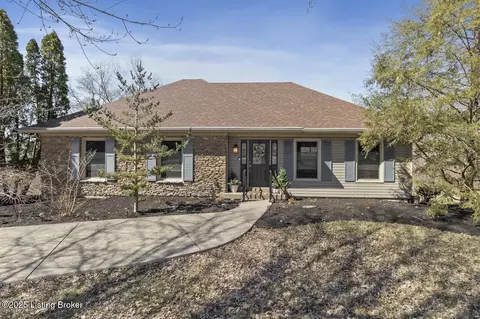3719 Echo Valley Cir, La Grange, KY 40031