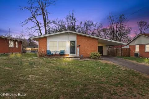 4706 Mid Dr, Louisville, KY 40272