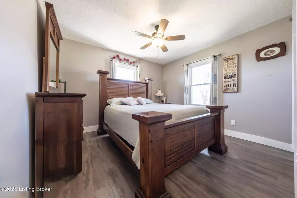 Bedroom - 8113 Hwy 259 N, Bee Spring, KY 42207 photo 1 of 10
