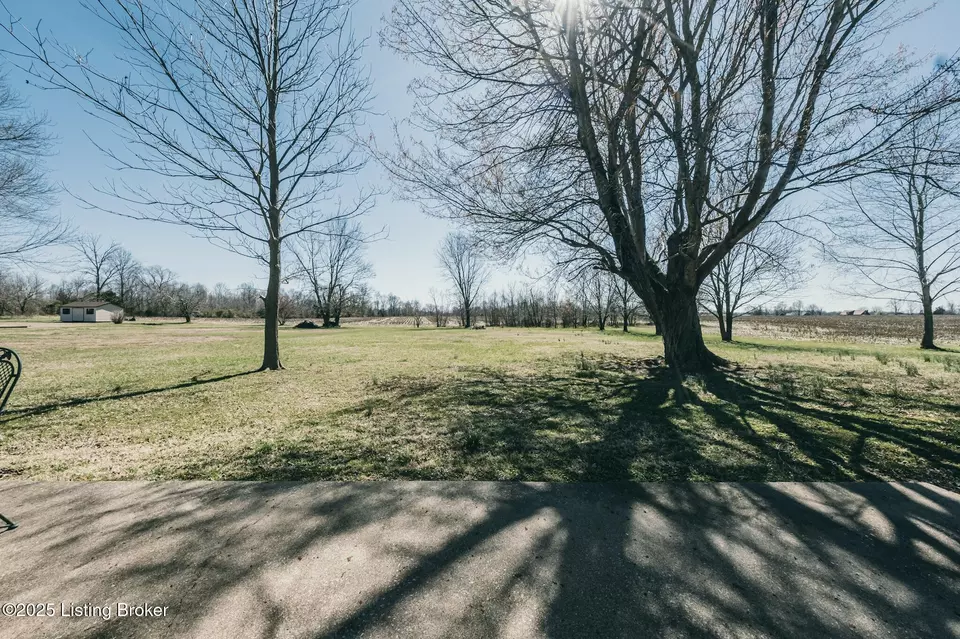 Exterior - 8113 Hwy 259 N, Bee Spring, KY 42207 photo 6 of 9