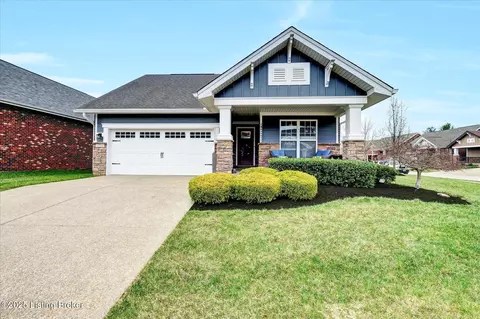 11218 Hammond Dr, Louisville, KY 40241