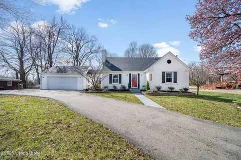9904 Old Six Mile Ln, Jeffersontown, KY 40299