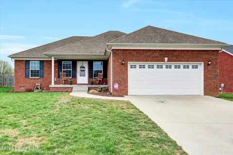 137 Elder Glen Ct, Mount Washington, KY 40047