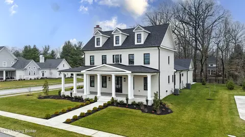 8100 Sutherland Farm Rd, Prospect, KY 40059
