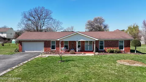 315 Gene St, Mount Washington, KY 40047