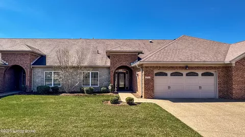10723 Riva Rd, Louisville, KY 40223