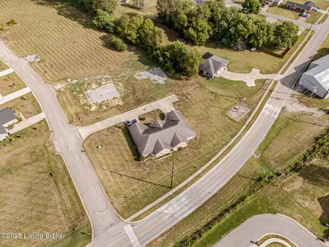 View/Area - 504 Red Leaf Dr, Carrollton, KY 41008 photo 3 of 5