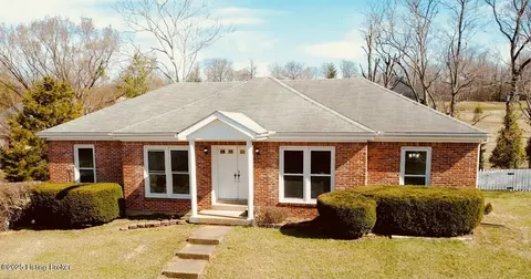 217 Beckley Woods Dr, Louisville, KY 40245