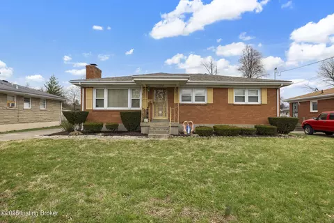 3505 E Indian Trl, Louisville, KY 40213